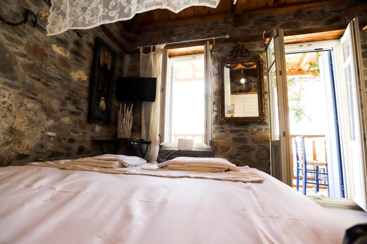 Villea Seaview Apartments Skopelos Town Ngoại thất bức ảnh